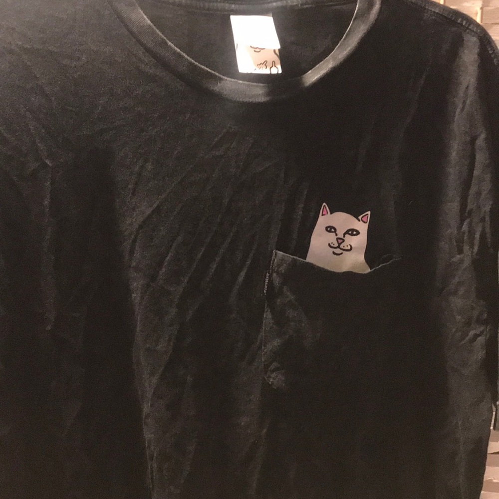 Black ripn dip tee